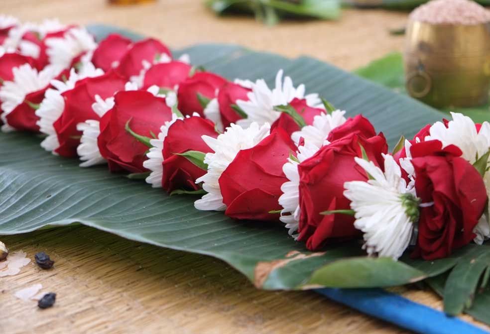 flower garland at xandari pearl, marari beach